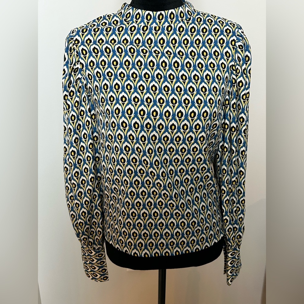 Cupcakes & Cashmere Blue and Yellow Patterned Blouse